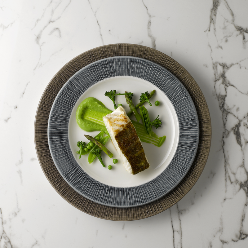 Bamboo Spinwash Dusk Footed Plate 26.1cm