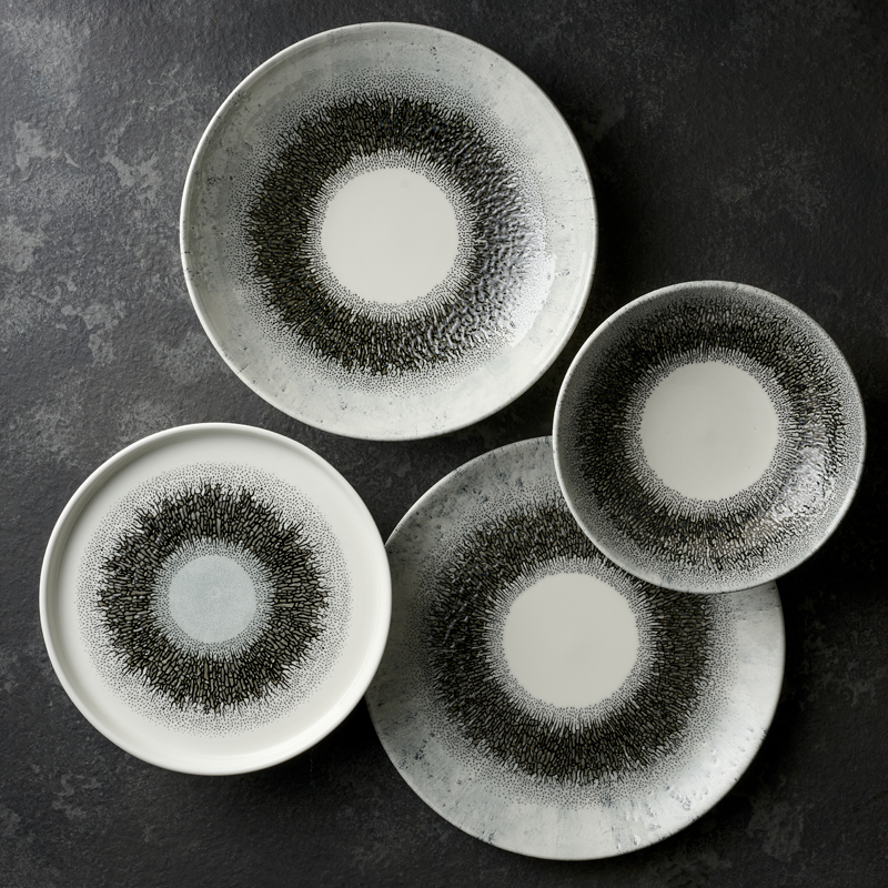 Studio Prints Fusion Quartz Black Coupe Plate 26cm